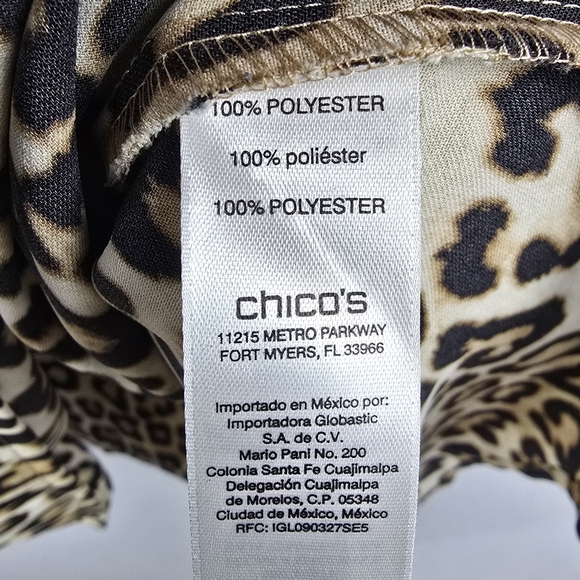 Chico's Animal Print Mock Neck Top Size 2 - Picture 6 of 10